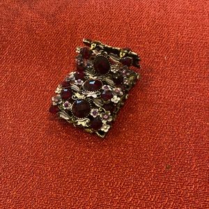 Red gem crystals bracelet stretch